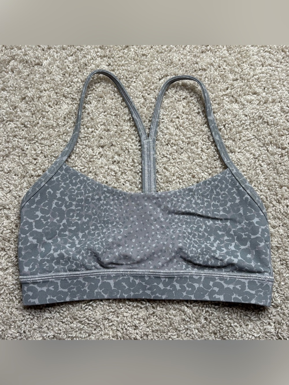 Lululemon Flow Y Bra Nulu *Light Support, B/C Cup - Picture 1 of 4